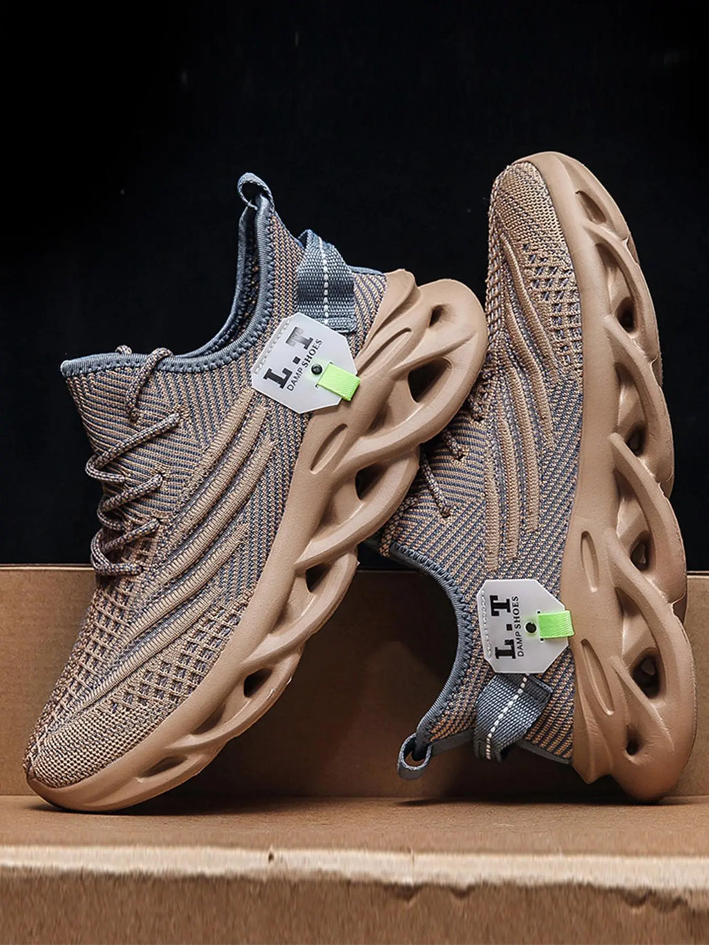 Mens Shoes, Ultra-Light Textured Design Lace-Up Trainers for Treadmill Wear as Gift, Workout Sneakers, Casual Twist Sole Design Sports Running Shoes for Summer 2025